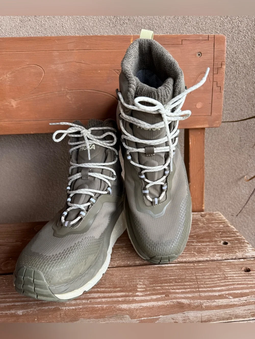 Men’s Hoka Kaha 2 Frost GTX Hiking Boot 11D